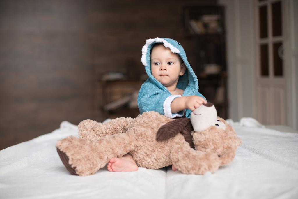 baby boy with teddy bear - Photo, Image