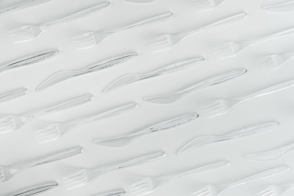 çeşitli plastik çatal bıçak takımı - Fotoğraf, Görsel