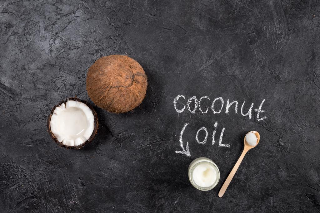 Aceite de coco y frutos secos
  - Foto, imagen