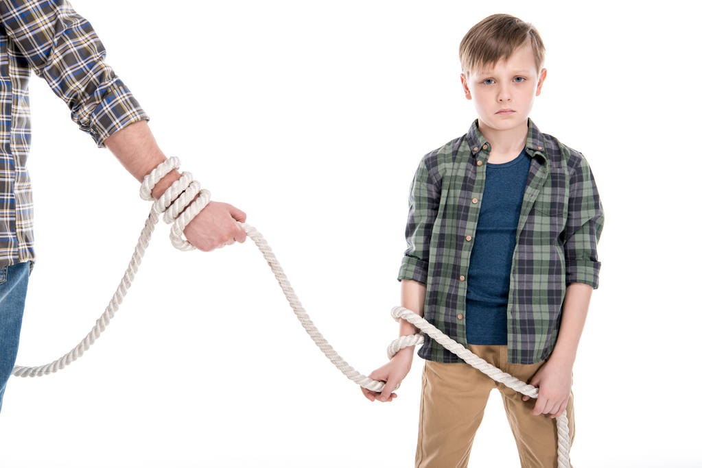 Pai e filho tendo conflito
 - Foto, Imagem