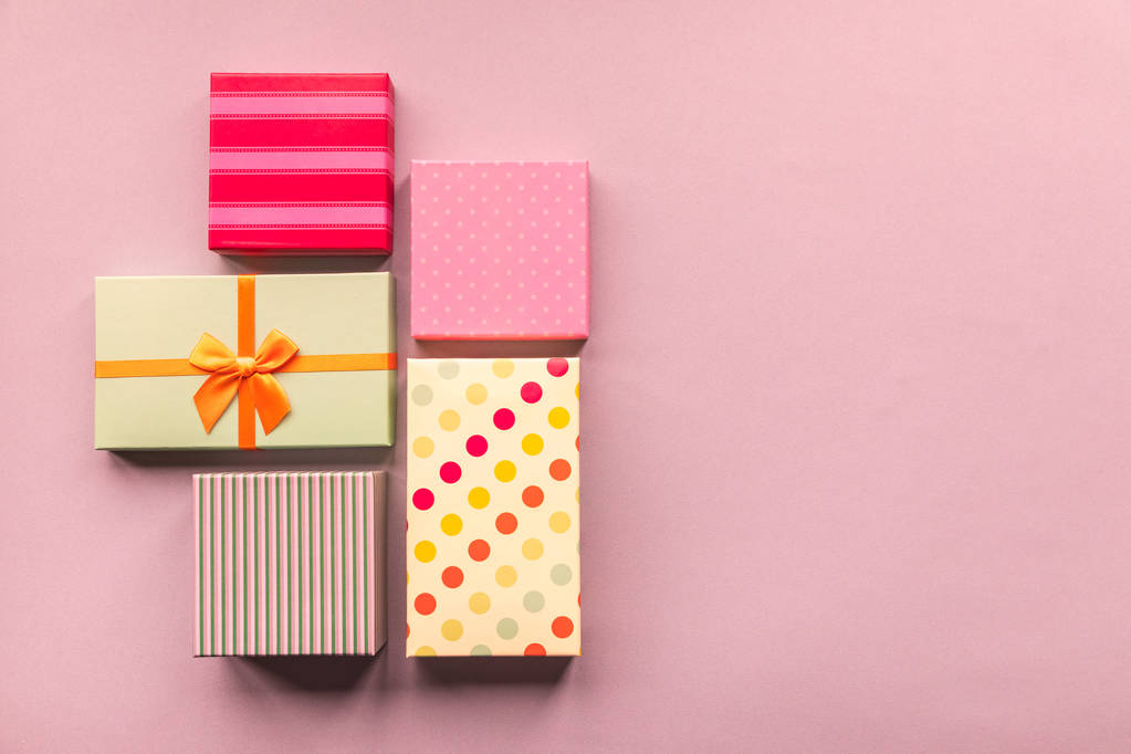 パステル調の休日 giftboxes 誕生日、休日、クリスマス、母の日のための背景をミントします。 - 写真・画像