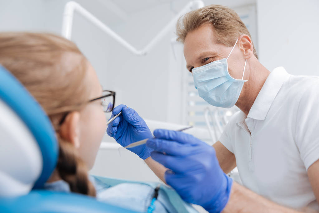 Dedykowane profesjonalnego stomatologa pracowity - Zdjęcie, obraz