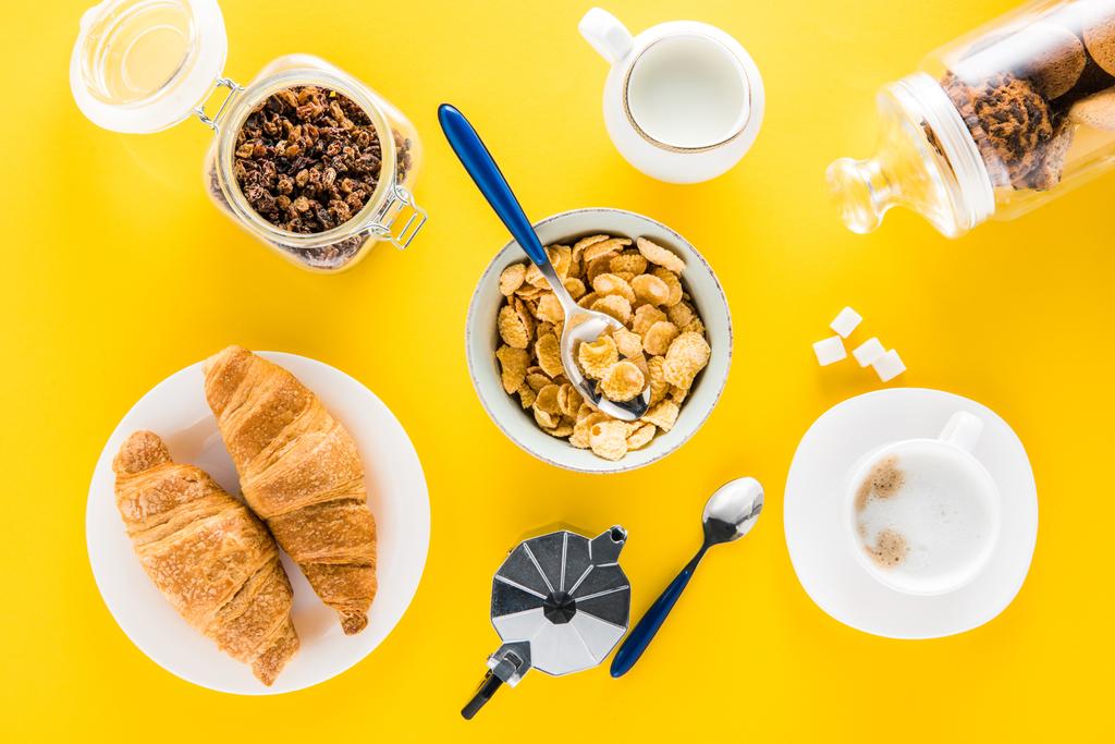 Sabroso desayuno saludable
  - Foto, Imagen