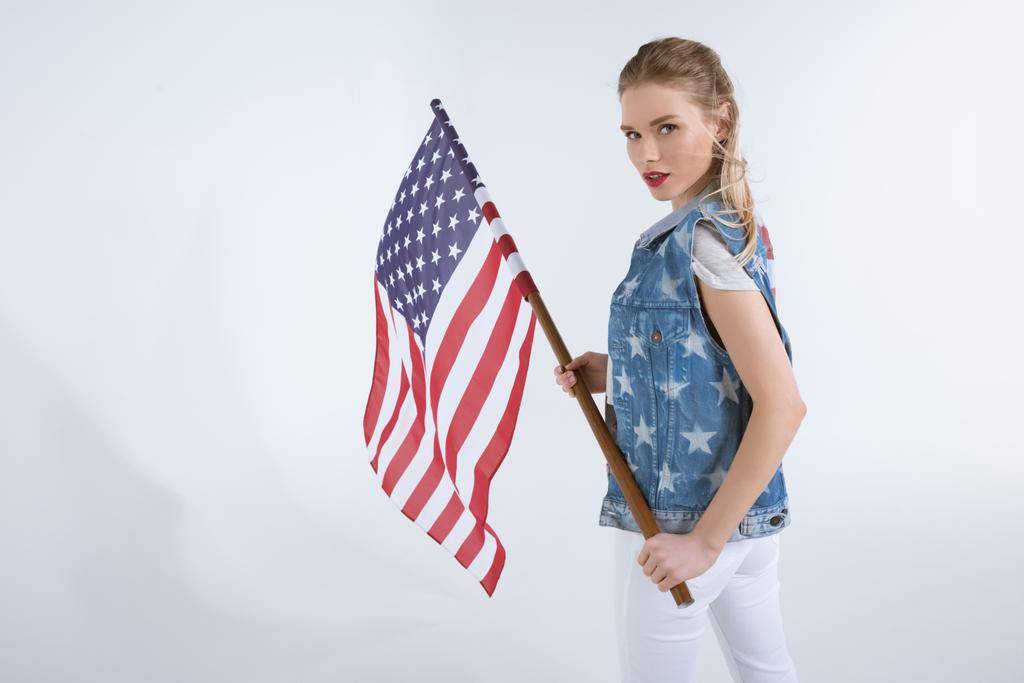 caucasien fille agitant USA drapeau
 - Photo, image