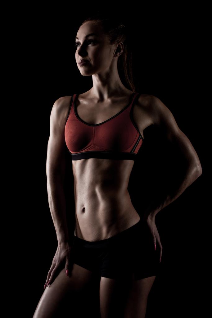 спортсменка позирует в спортивной одежде
 - Фото, изображение