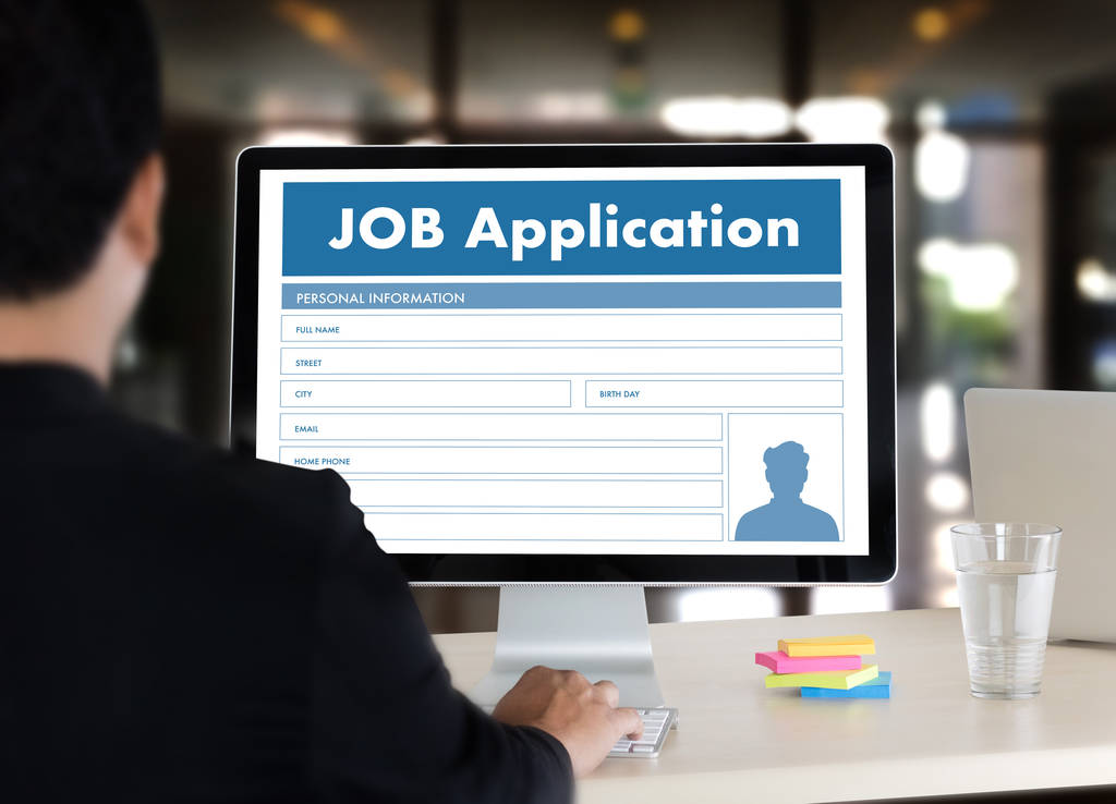 JOB Application Applicant Filling Up the Online  Profession Appl - Photo, Image