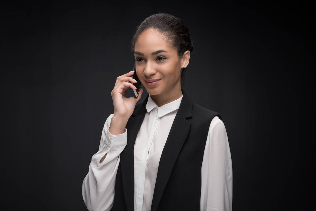 businesswoman talking on smartphone  - Photo, Image