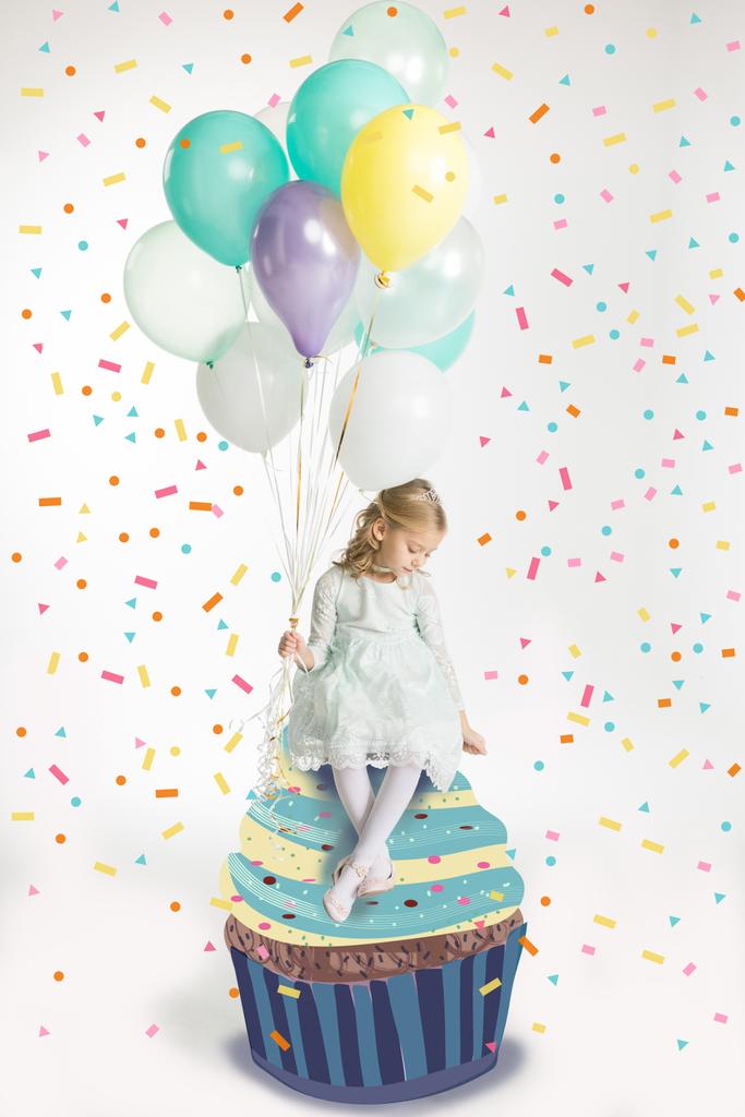 Chica con globos de aire
  - Foto, Imagen