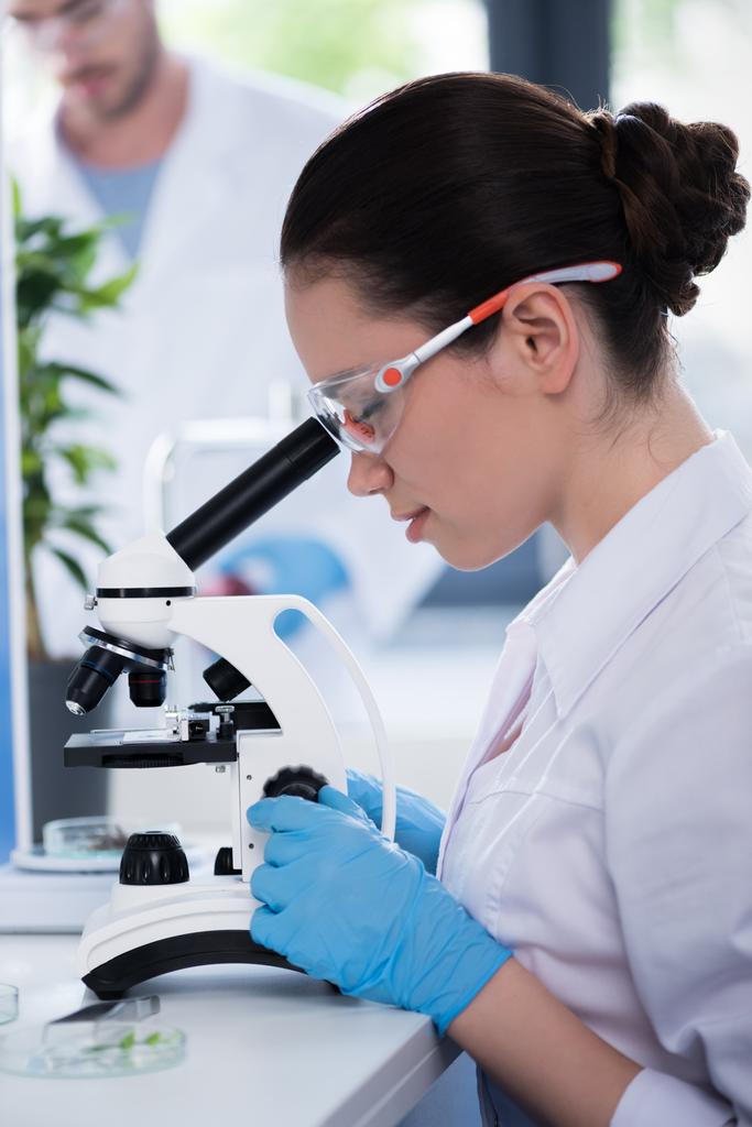 Female scientist at laboratory - Photo, Image