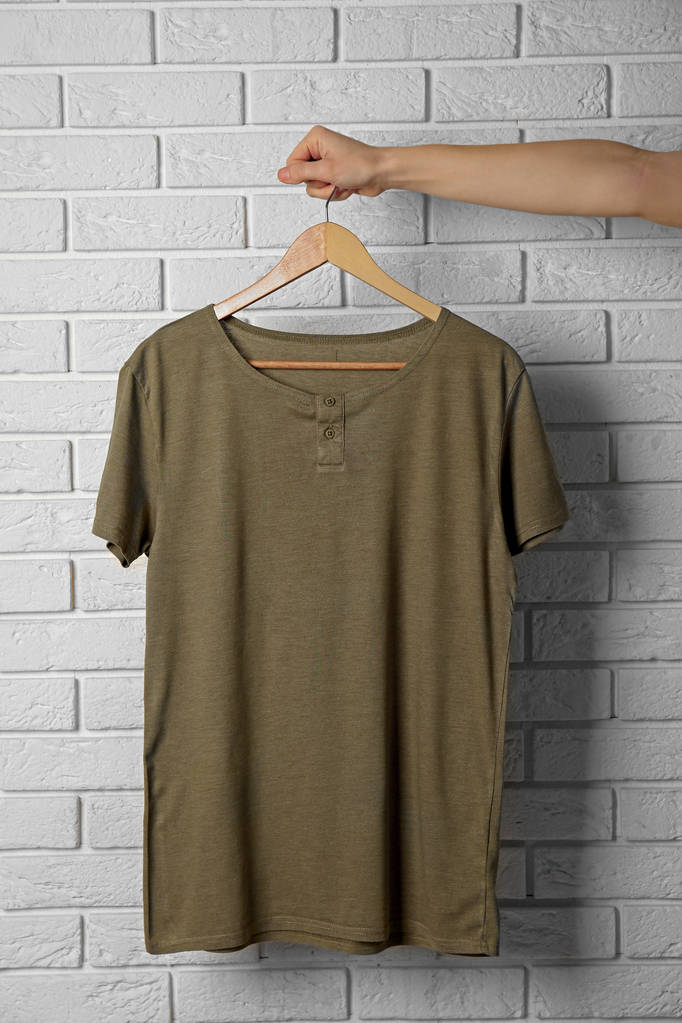T-shirt de cor branca
  - Foto, Imagem