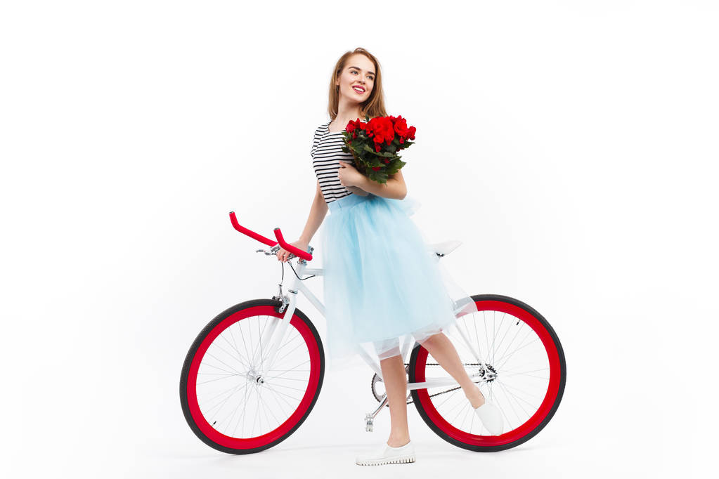 dziewczyna pozuje z rowerów - Zdjęcie, obraz