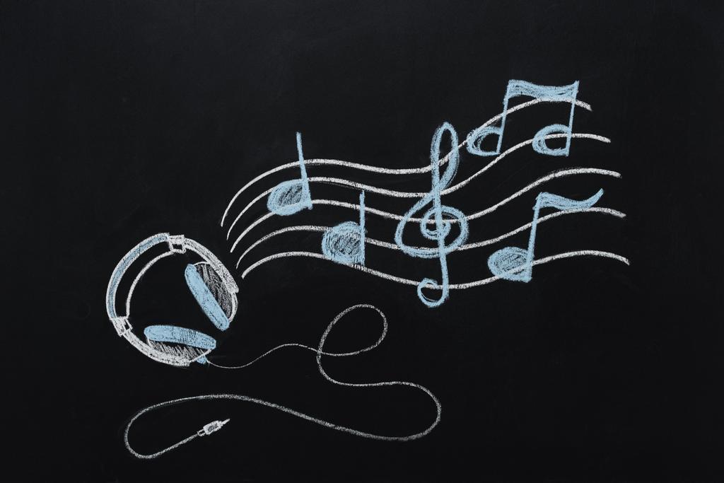 sluchátka s hudební poznámky, kreslení na tabuli - Fotografie, Obrázek