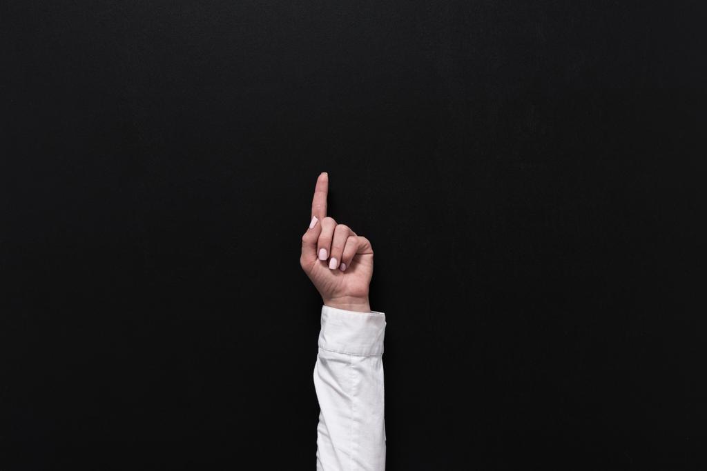 podnikatelka směřující nahoru s prstem - Fotografie, Obrázek