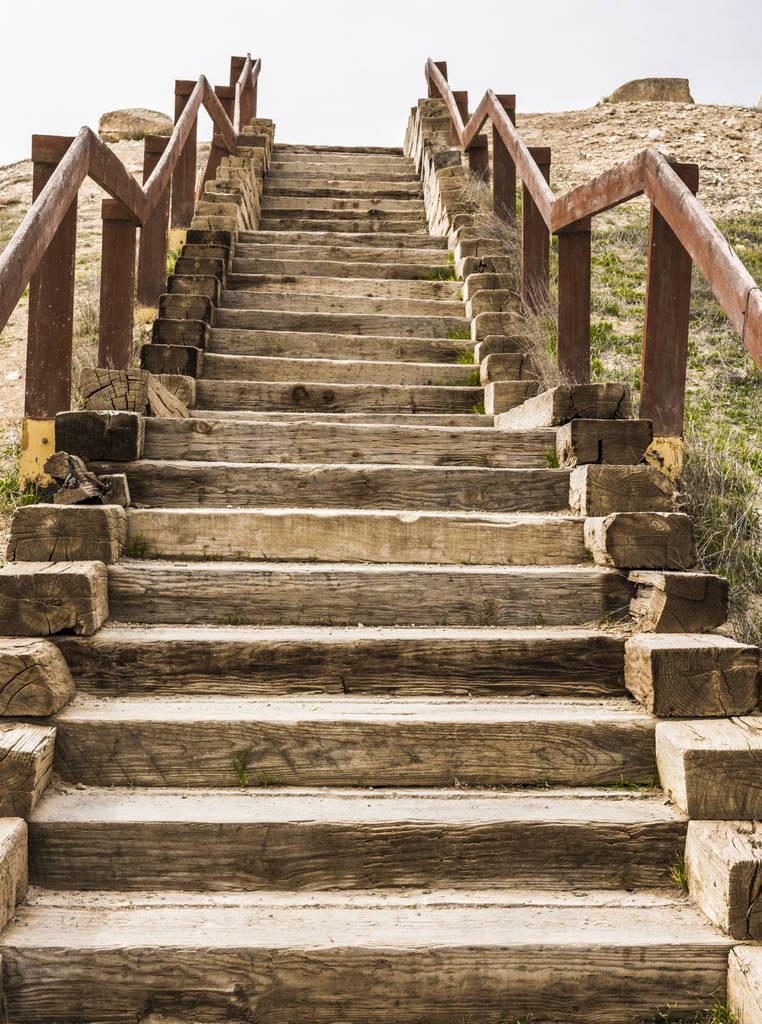 Az ősi város fából készült lépcső - Fotó, kép