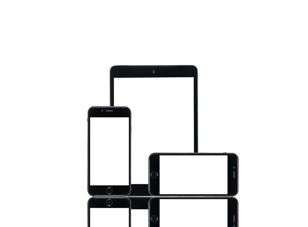 Dispositivos digitales con pantallas en blanco
  - Foto, imagen