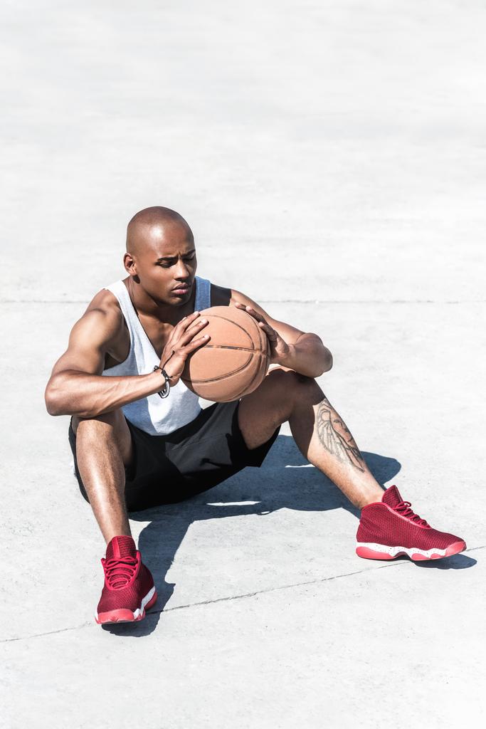 basketball player with ball - Photo, Image