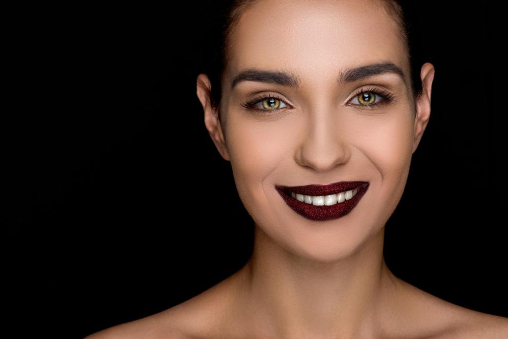 karanlık dudakları ile moda kadın - Fotoğraf, Görsel