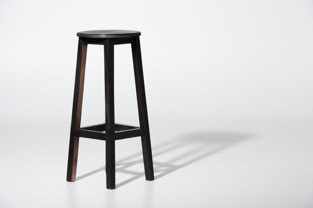 Классический черный барный стул
  - Фото, изображение