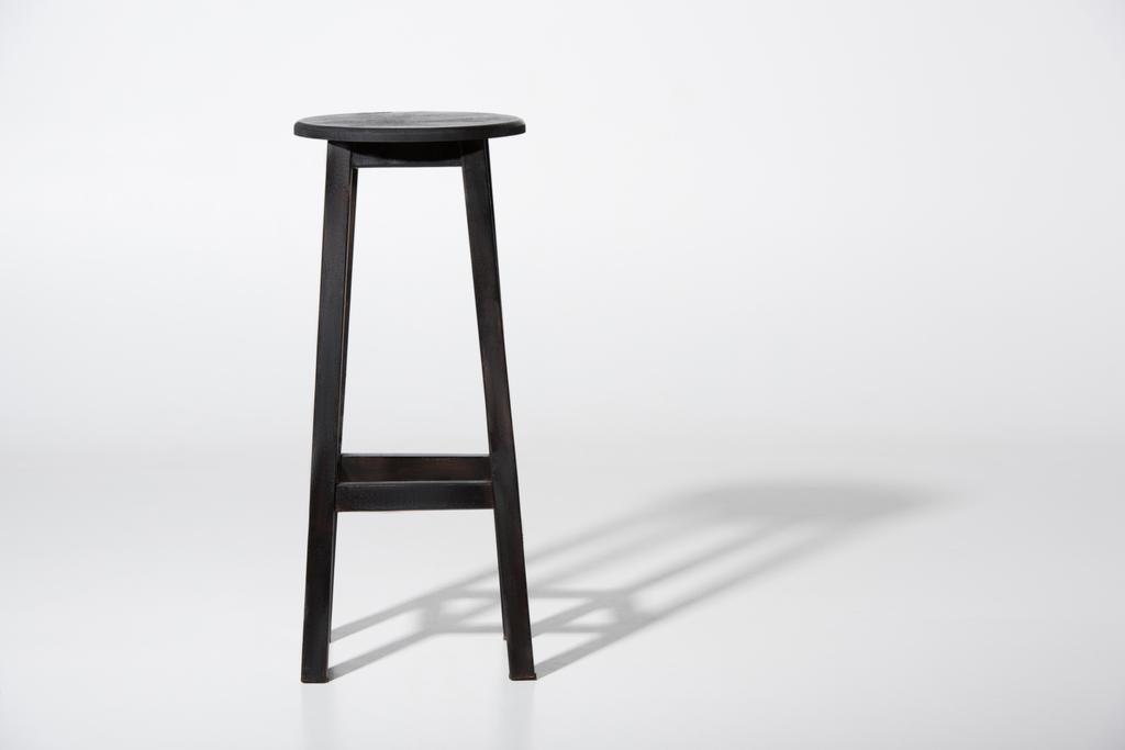 Классический черный барный стул
  - Фото, изображение
