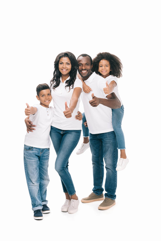 Afrikkalainen amerikkalainen perhe näyttää peukalot ylös
 - Valokuva, kuva
