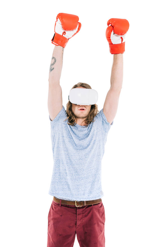 ο άνθρωπος που εγκιβωτίζει στο σετ κεφαλής εικονικής πραγματικότητας  - Φωτογραφία, εικόνα