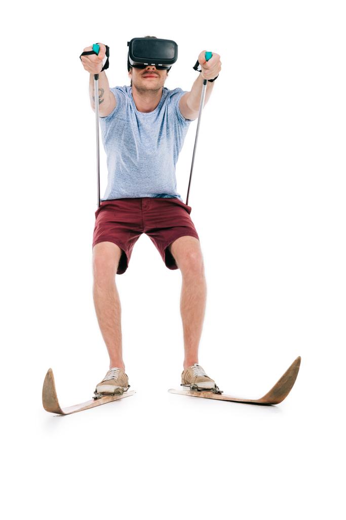 людина в гарнітурі віртуальної реальності катається на лижах
 - Фото, зображення
