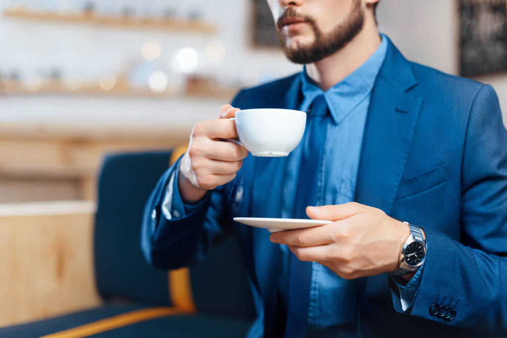Επιχειρηματίας πίνοντας καφέ - Φωτογραφία, εικόνα