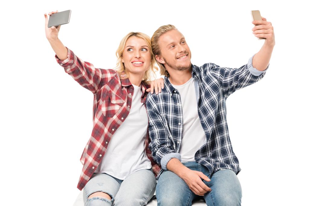 ζευγάρι λαμβάνοντας selfie - Φωτογραφία, εικόνα