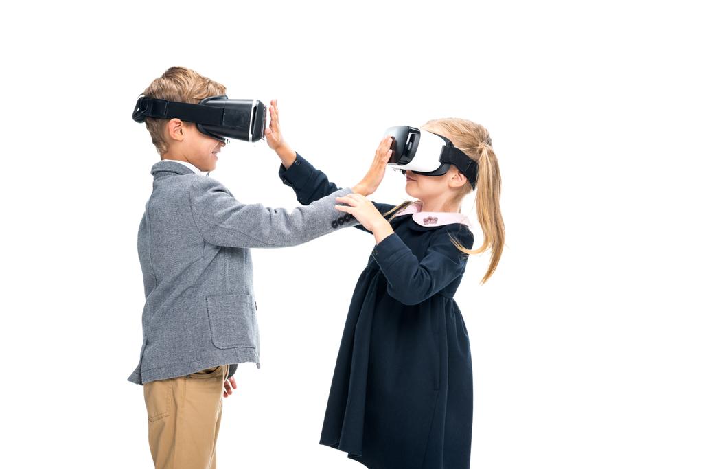 élèves dans les casques VR
 - Photo, image