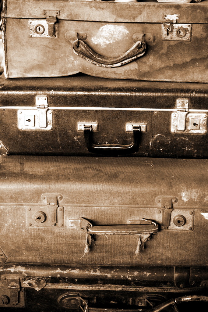Vecchia valigia marrone per il viaggio
 - Foto, immagini