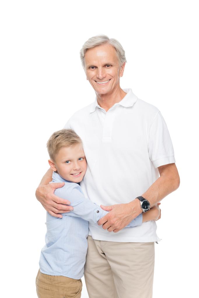 menino abraçando com o avô
 - Foto, Imagem
