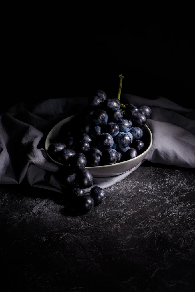 érett szőlő tál - Fotó, kép
