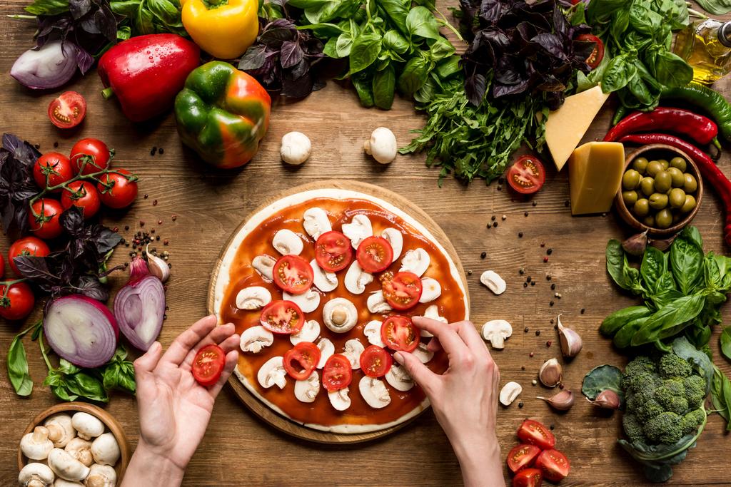 making homemade pizza with fresh ingredients - Photo, Image
