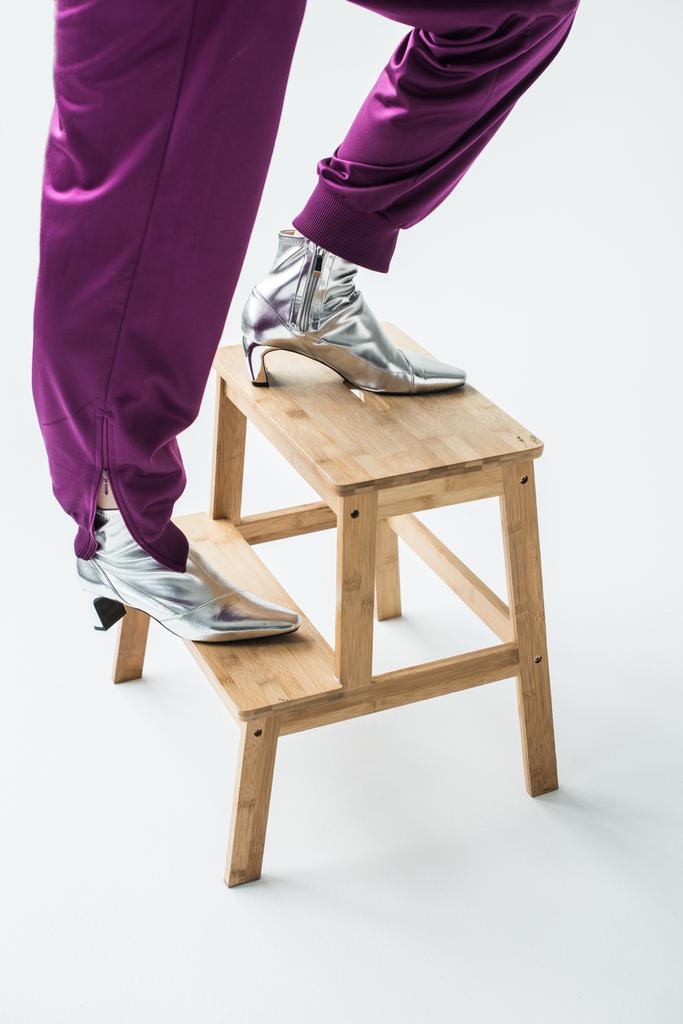 femme en bottes de couleur argent
 - Photo, image