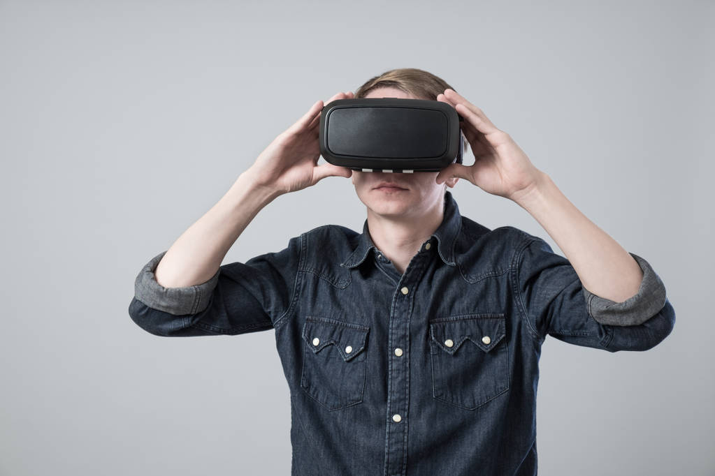Der Mensch in virtueller Realität - Foto, Bild