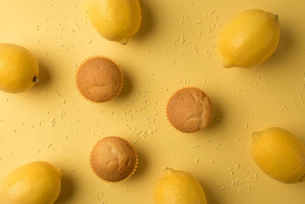 heerlijke citroen muffins - Foto, afbeelding