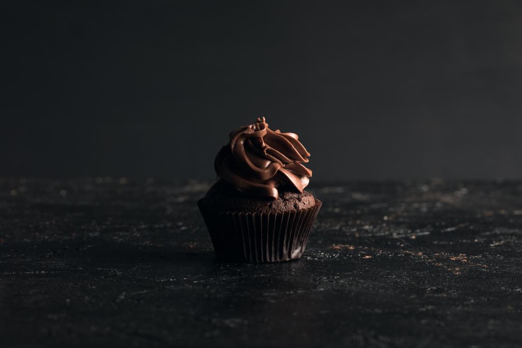 солодкий шоколадний кекс
 - Фото, зображення