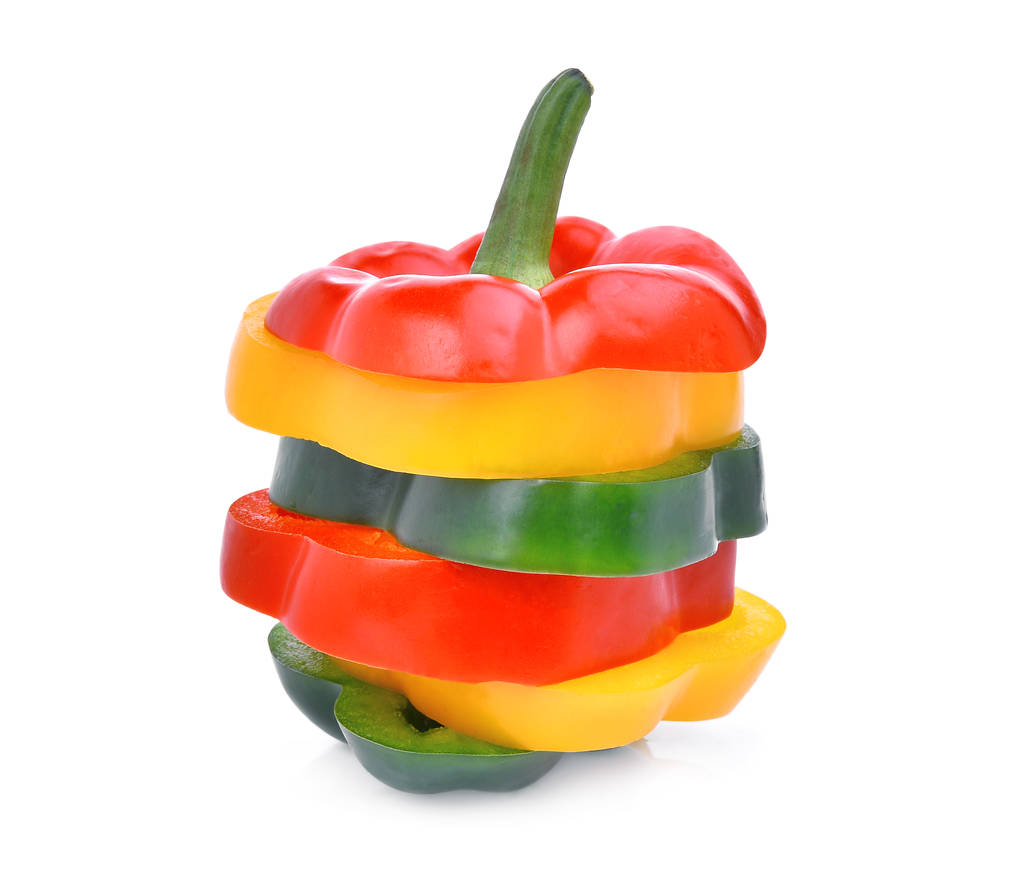 színes édes paprika vagy a capsicum elszigetelt fikarcnyi szelet - Fotó, kép