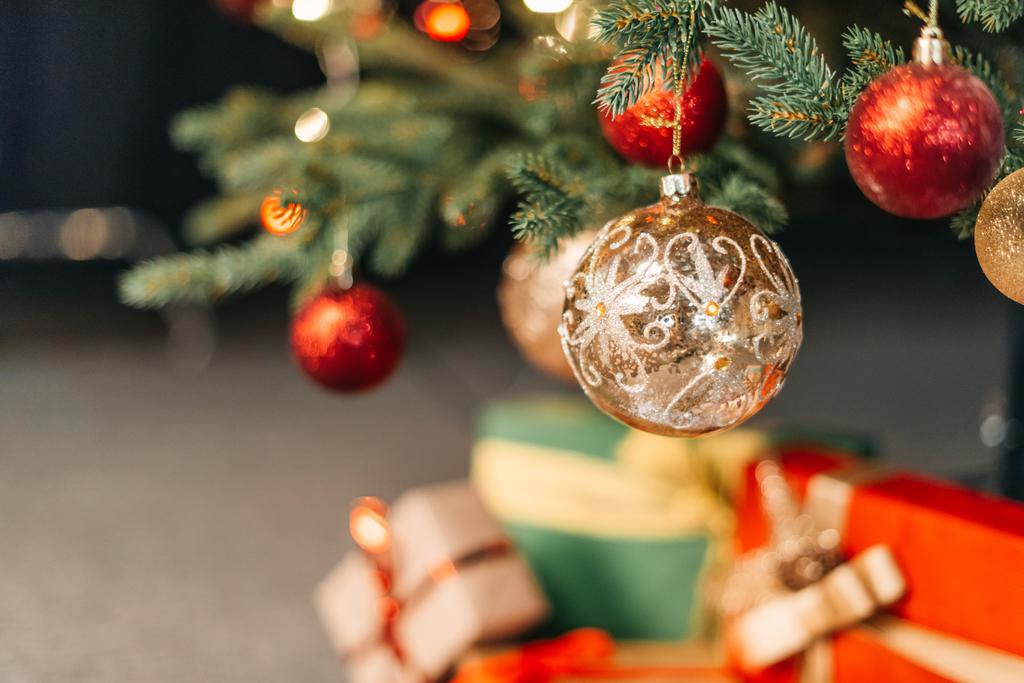 fa karácsonyi baubles - Fotó, kép