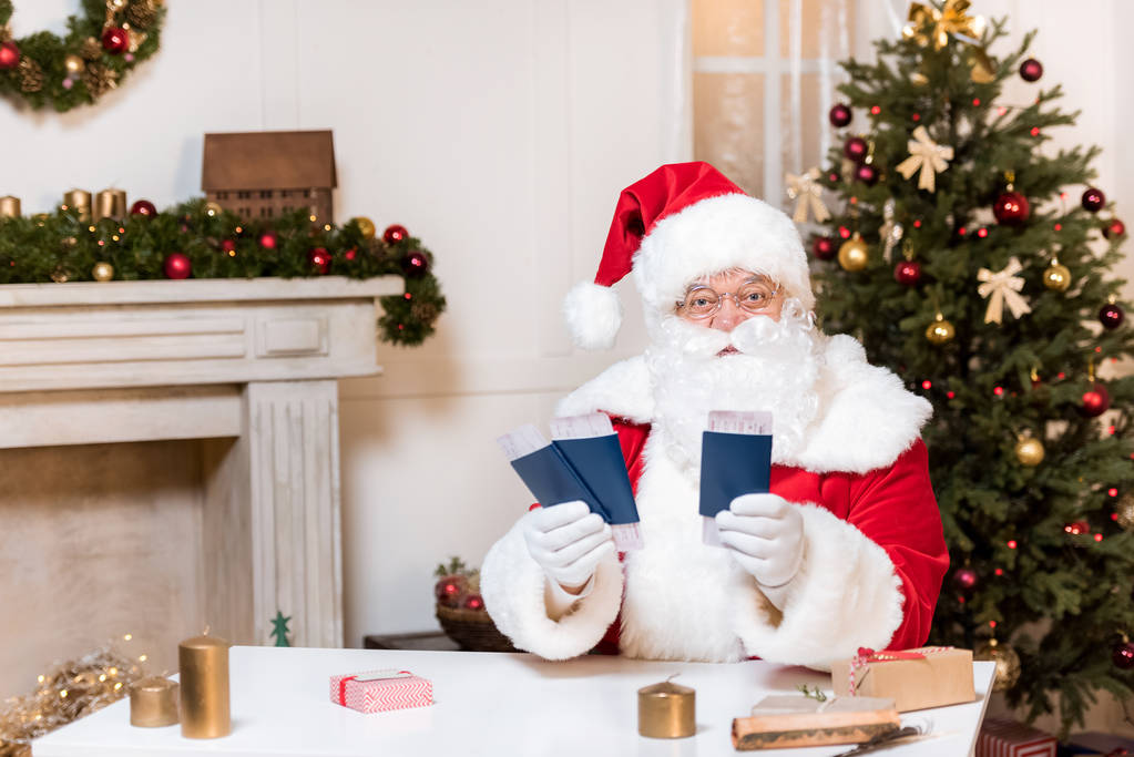 Święty Mikołaj z bilety i paszporty - Zdjęcie, obraz