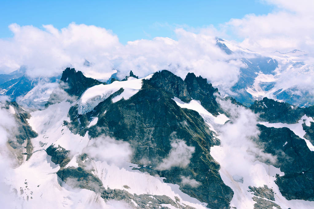 Blick auf schöne Landschaft in den Alpen. - Foto, Bild