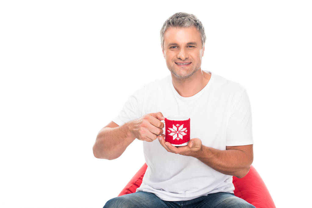 Человек с чашкой кофе - Фото, изображение