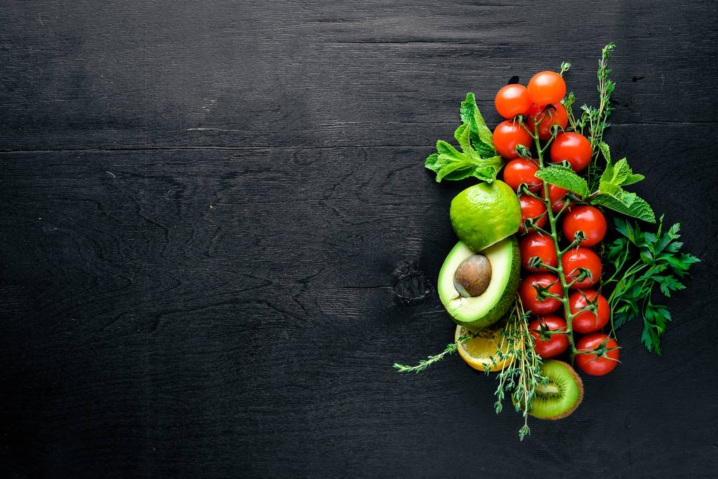verduras y tomates cherry
  - Foto, imagen