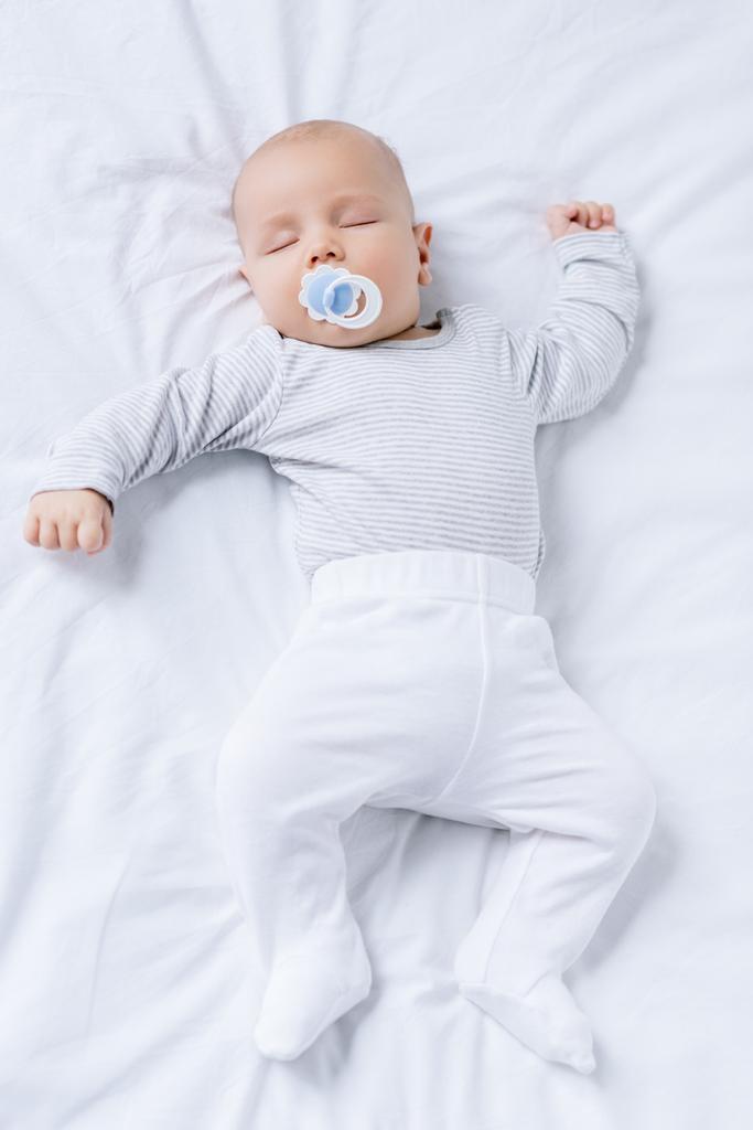 Спящий ребенок
 - Фото, изображение