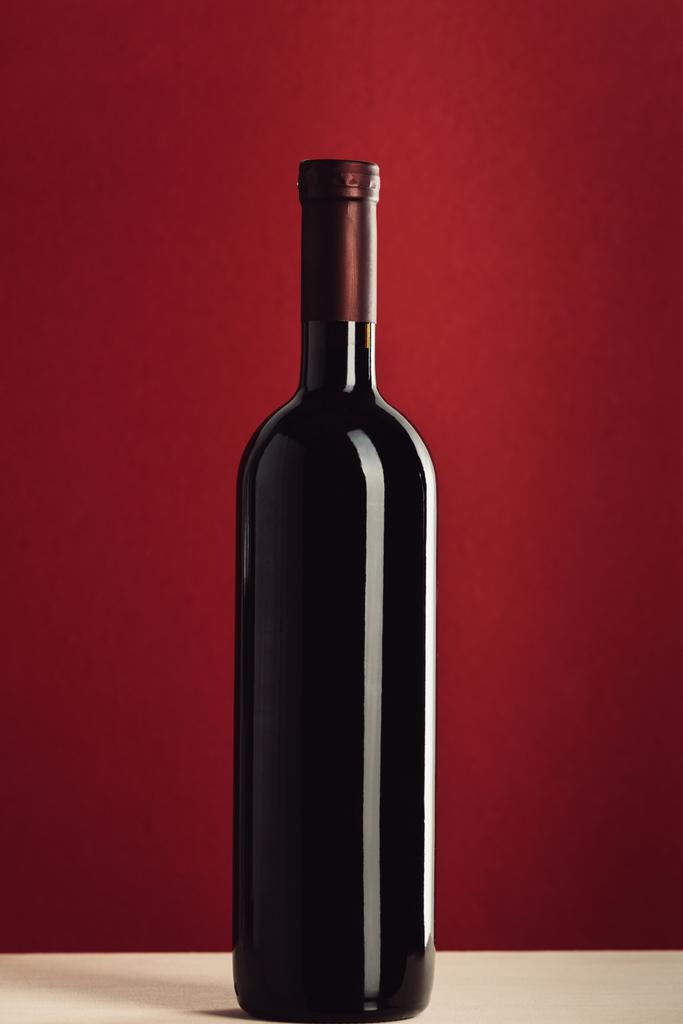 Flasche Rotwein - Foto, Bild