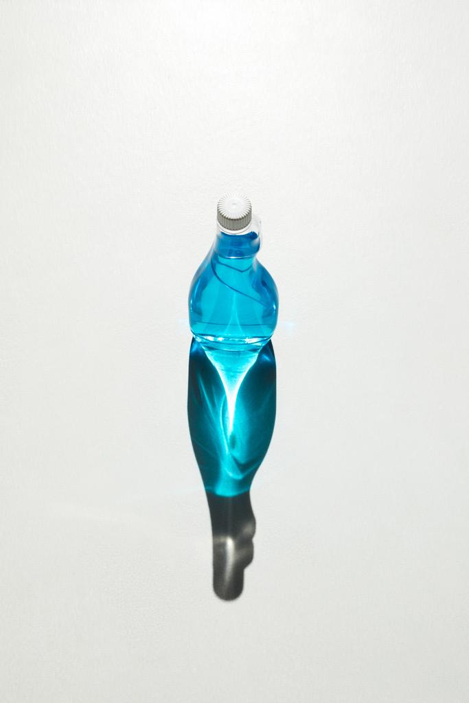 Бутылка чистящего средства
 - Фото, изображение