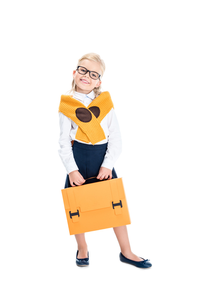 bambino in occhiali con valigetta
 - Foto, immagini