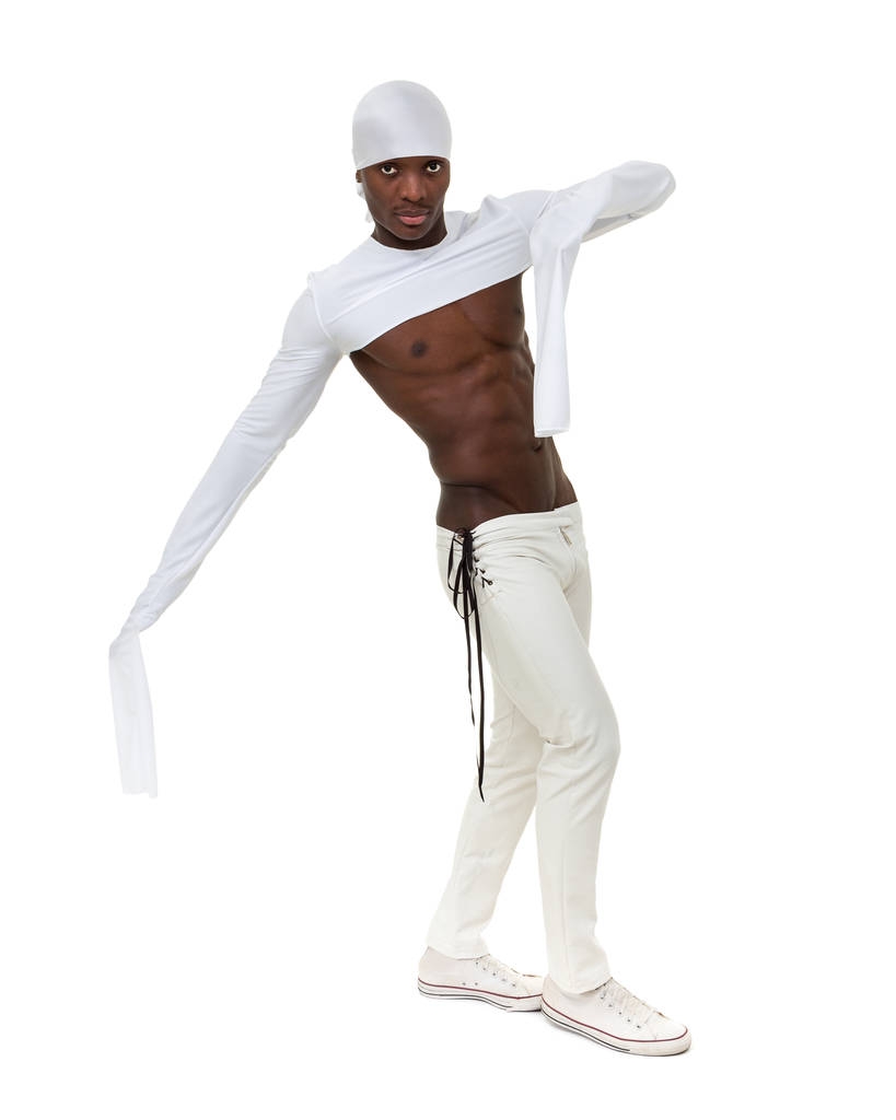 Muscular sexy hombre bailando
 - Foto, imagen