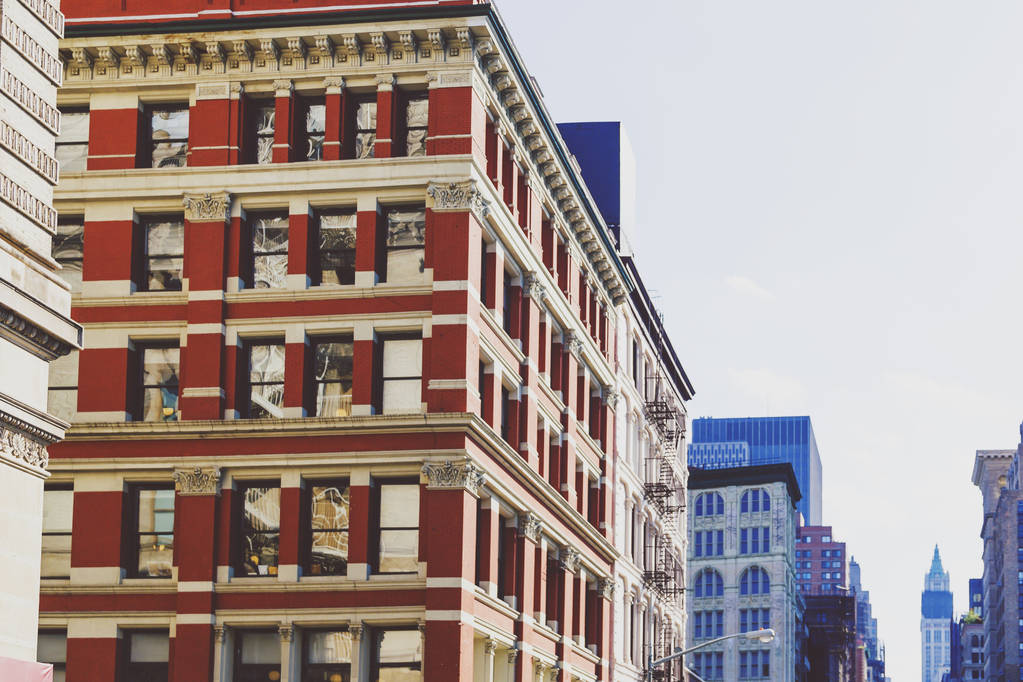 Arkkitehtuuri ja kauniita rakennuksia pitkin Broadway Manhattanilla
 - Valokuva, kuva