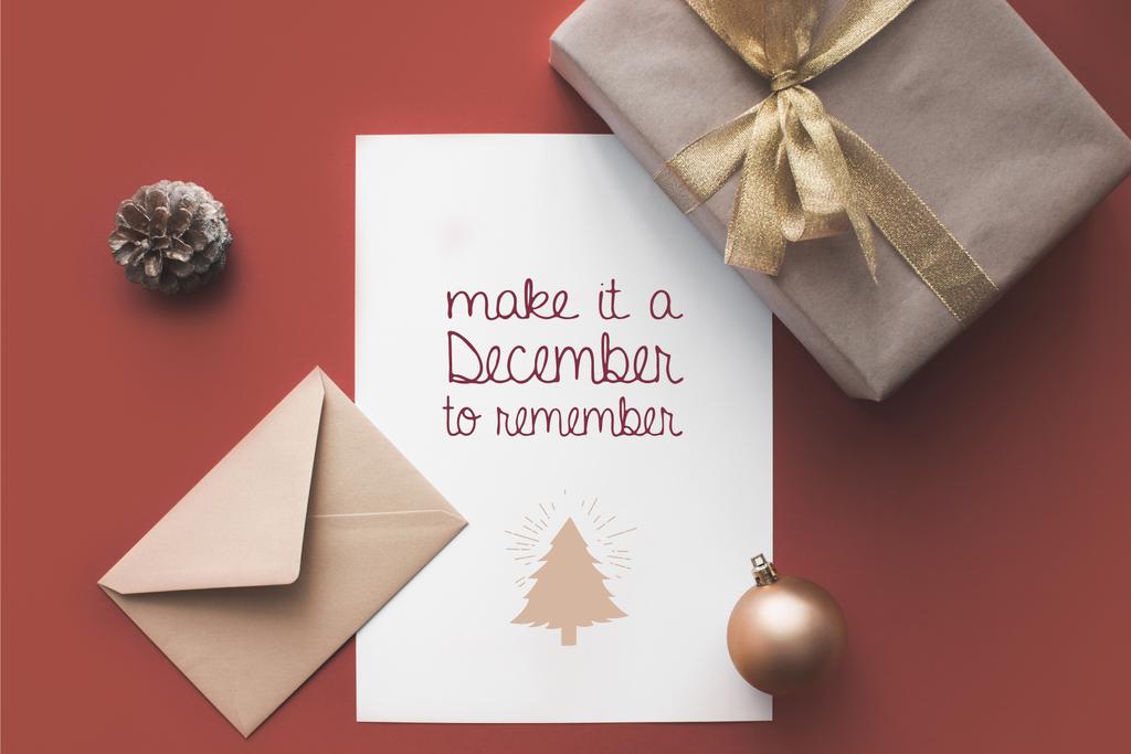 tarjeta de Navidad con regalo  - Foto, imagen